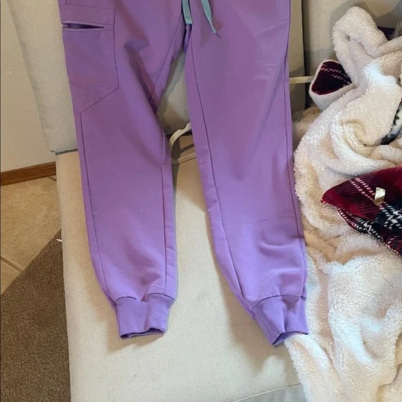 Figs Lilac Dawn Jogger Scrub Pants - Picture 4 of 4